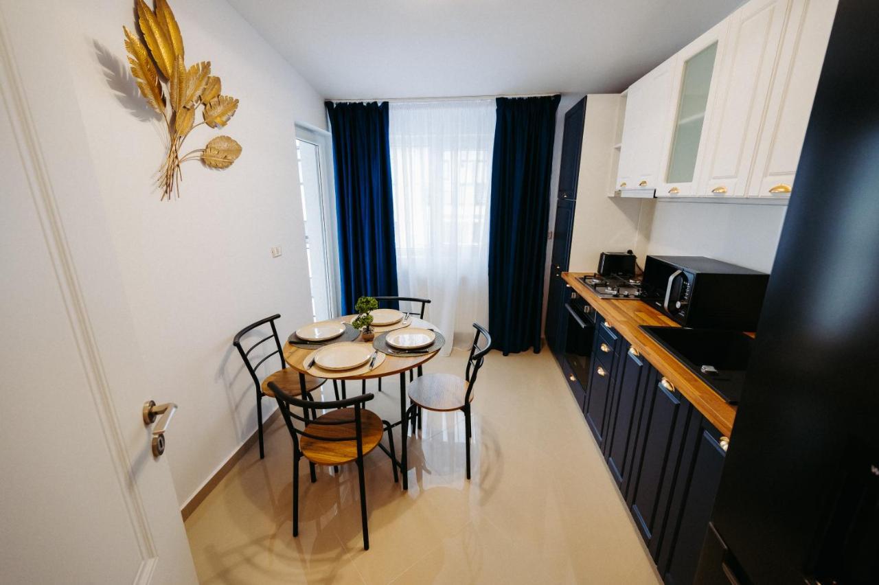 Modern Loft One Apartamento Suceava Exterior foto