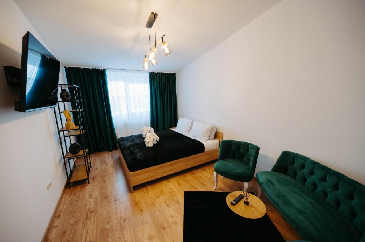 Modern Loft One Apartamento Suceava Exterior foto