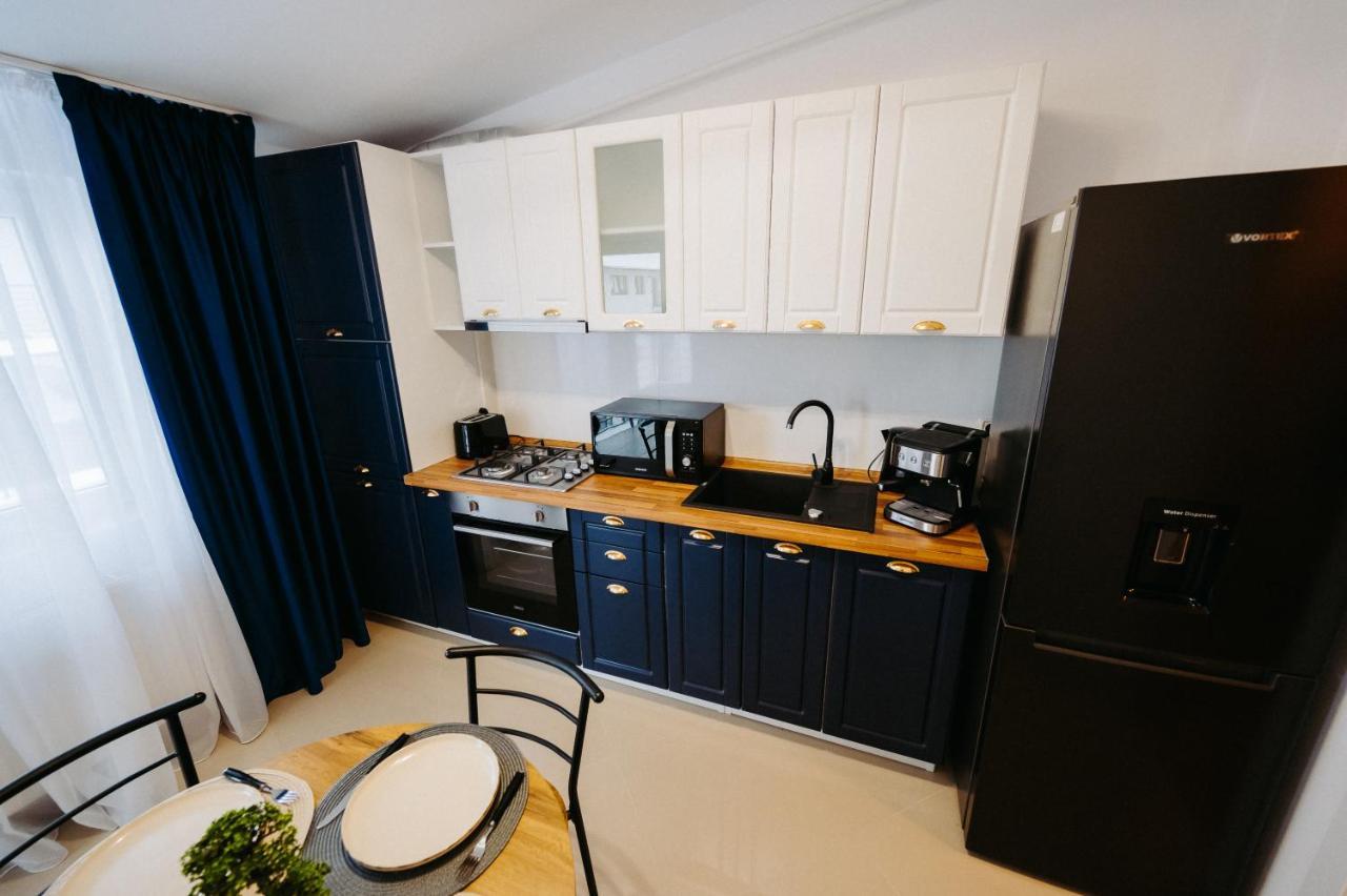 Modern Loft One Apartamento Suceava Exterior foto