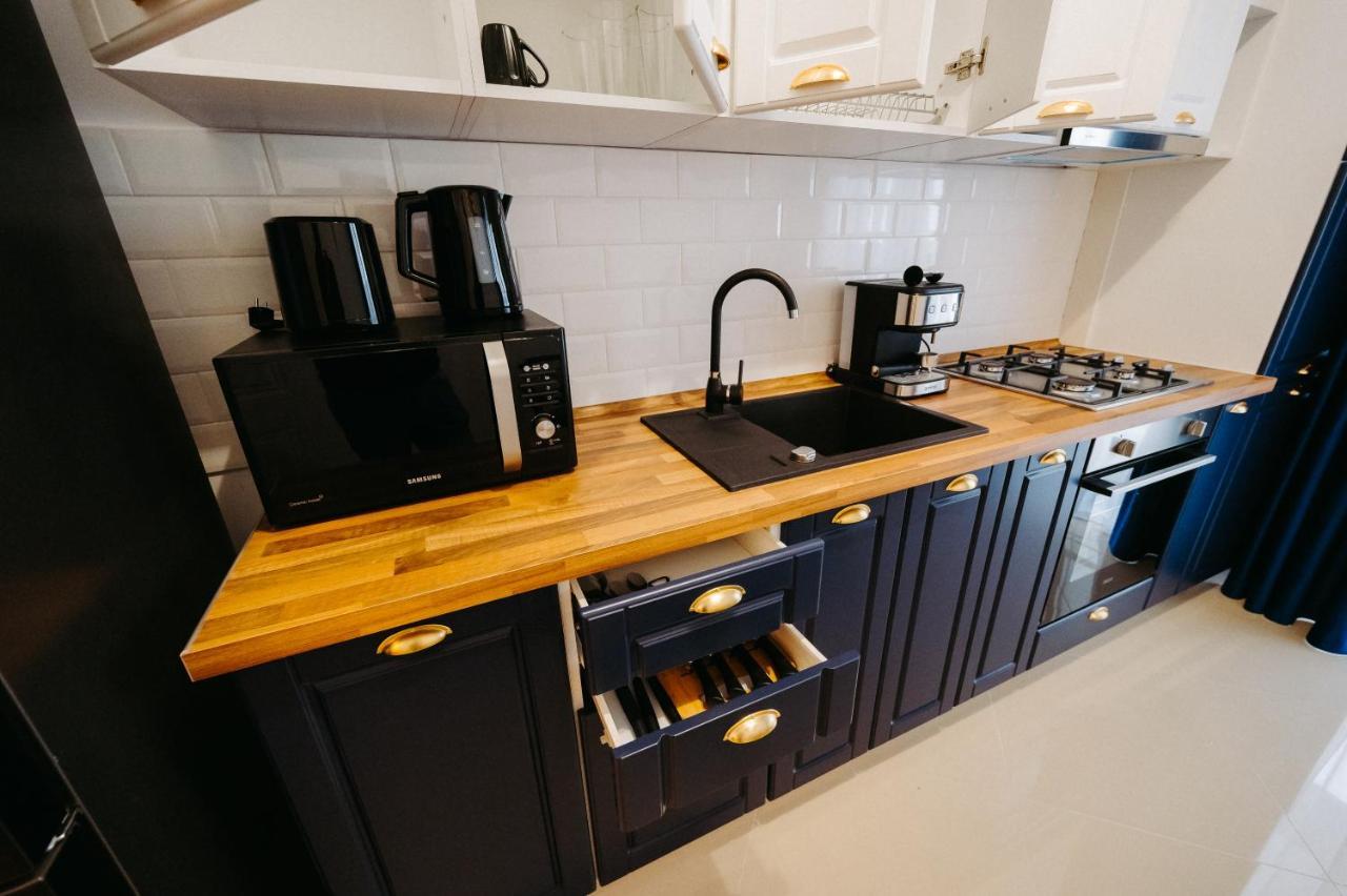 Modern Loft One Apartamento Suceava Exterior foto